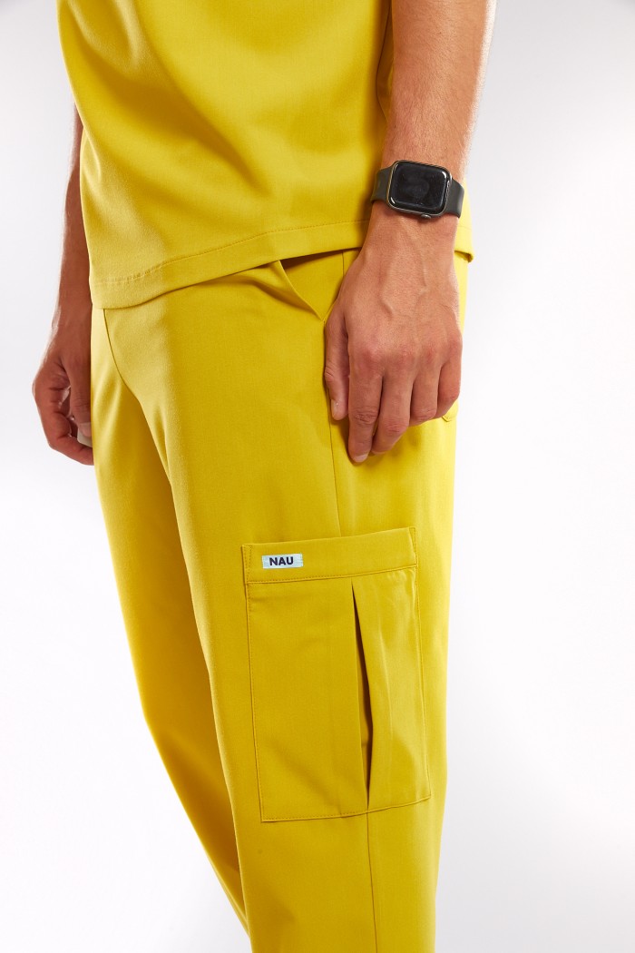 SPODNIE MEDYCZNE MĘSKIE MUSZTARDOWE - Pardon my...